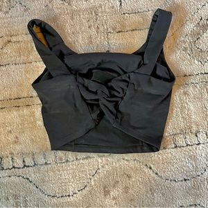 Halara cross back workout bra top